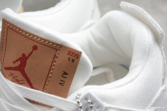 Jordan AO2571-100 Air x Levi's 4 'White' 0720